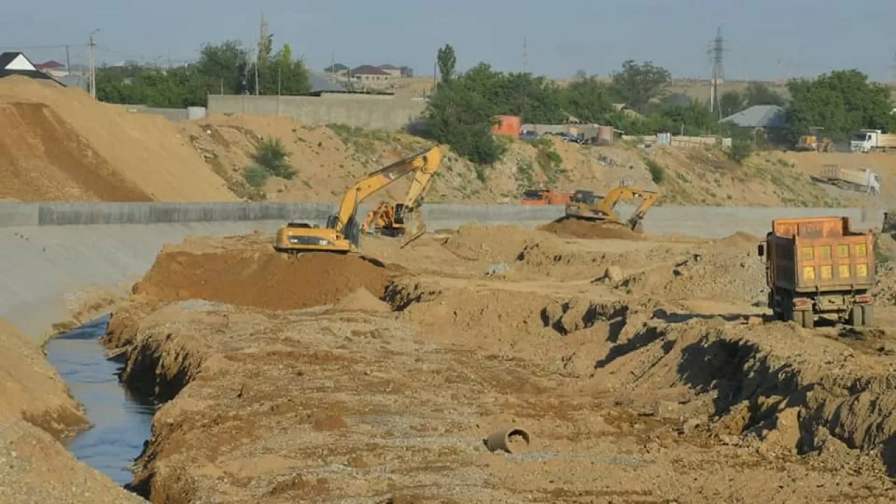 Бадам өзенінен заңсыз құм қазған кәсіпкер ұсталды