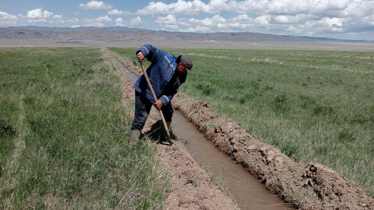 Водная инспекция бьет по "черному" рынку воды в Жамбылской области 