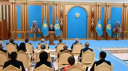 Мемлекет басшысы медицина мамандарын марапаттау туралы Жарлыққа қол қойды