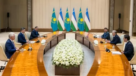 Өзбекстан Президенті Шавкат Мирзиёев Үкімет басшысы Олжас Бектеновті қабылдады