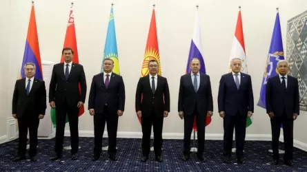 Президент Кыргызстана принял министров иностранных дел стран ОДКБ  