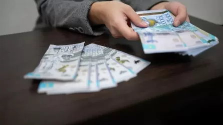 144 млн теңгеден астам ақша ұрлаған мектеп бухгалтерлеріне сот үкімі шықты 