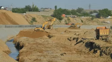 Бадам өзенінен заңсыз құм қазған кәсіпкер ұсталды