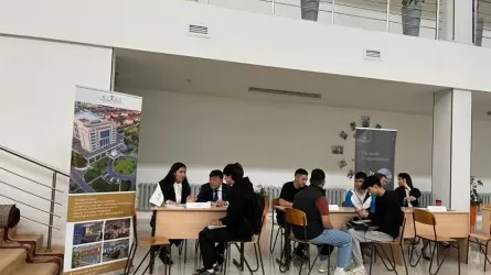  Астанада колледж базасында бос жұмыс орындары жәрмеңкесі өтті 