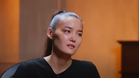 «Интимді мән-жайлар бар»: Сәкен Мамаштың әйелі соттың ашық өтуіне қарсы