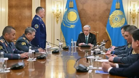 Президент Қорғаныс министрлігінің басшылығымен кеңес өткізді 