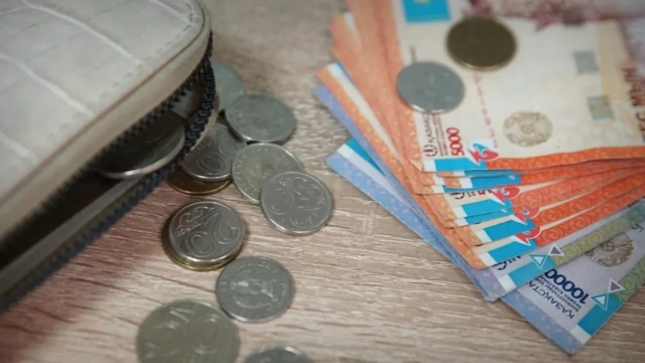 Вице-министр қарызды жәрдемақыдан ұстамау үшін не істеу керектігін түсіндірді