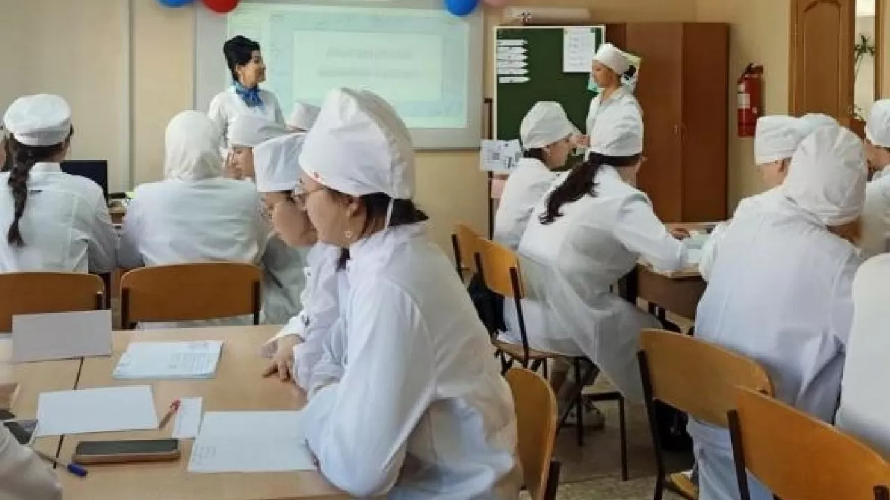 Медколледжи в Казахстане проходят ревизию 