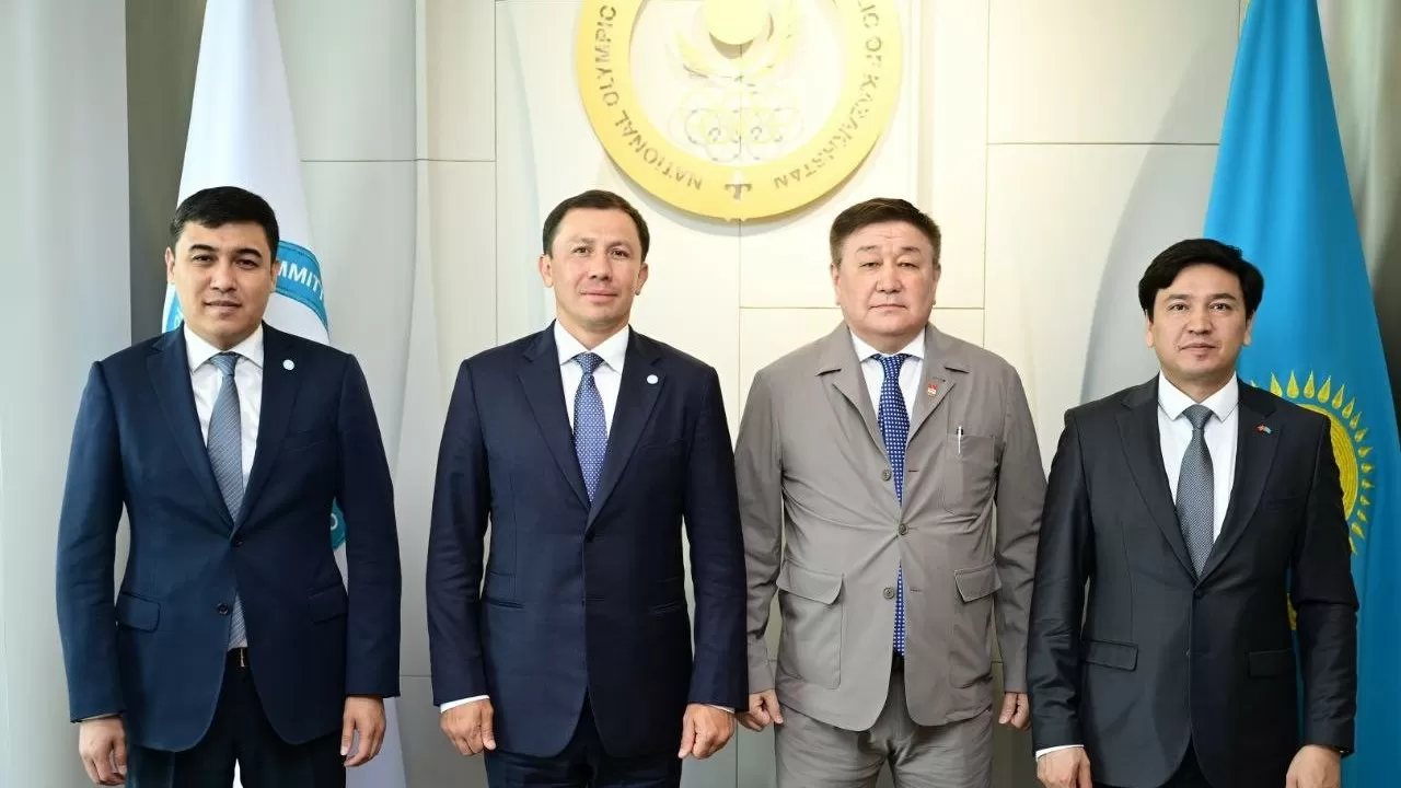 Головкин пригласил кыргызскую делегацию на турнир по боксу в Астану