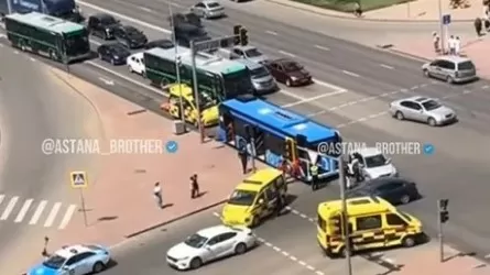 Астанада автобустың қатысуымен жол апаты болды