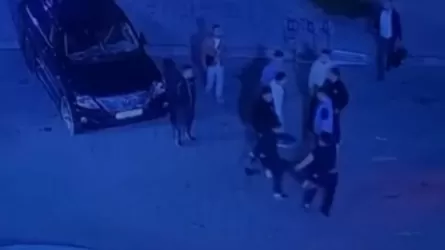 «Үшке бір жабылған»: Ақтау әуежайында жаппай төбелес болды