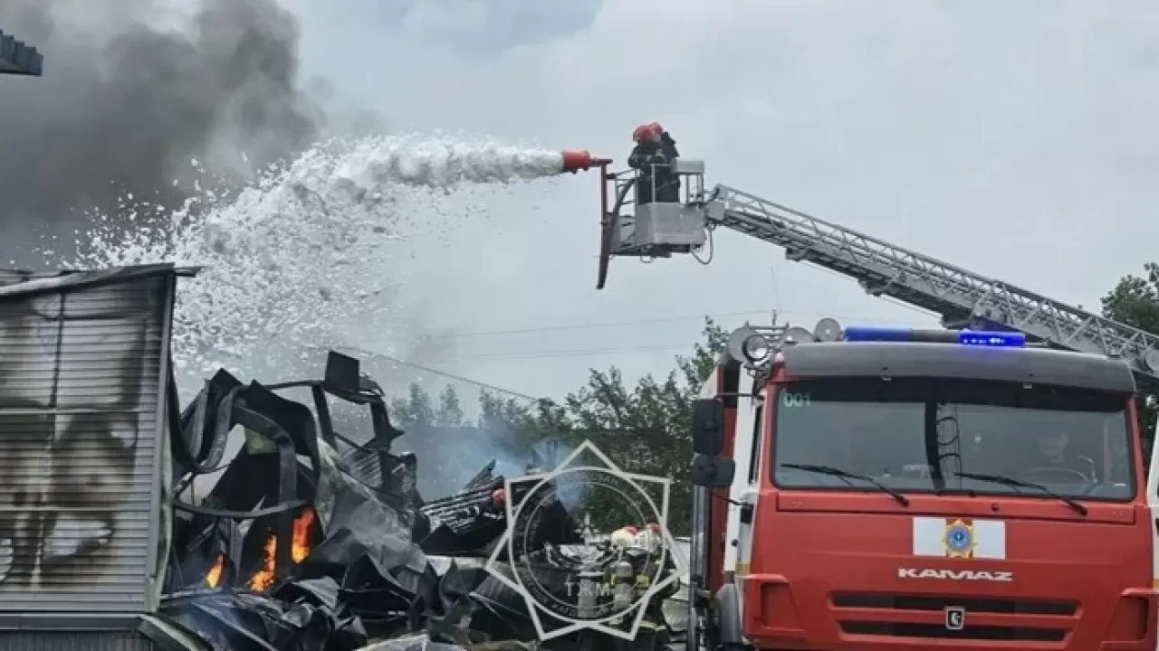 Павлодарда сүт зауыты өртенді