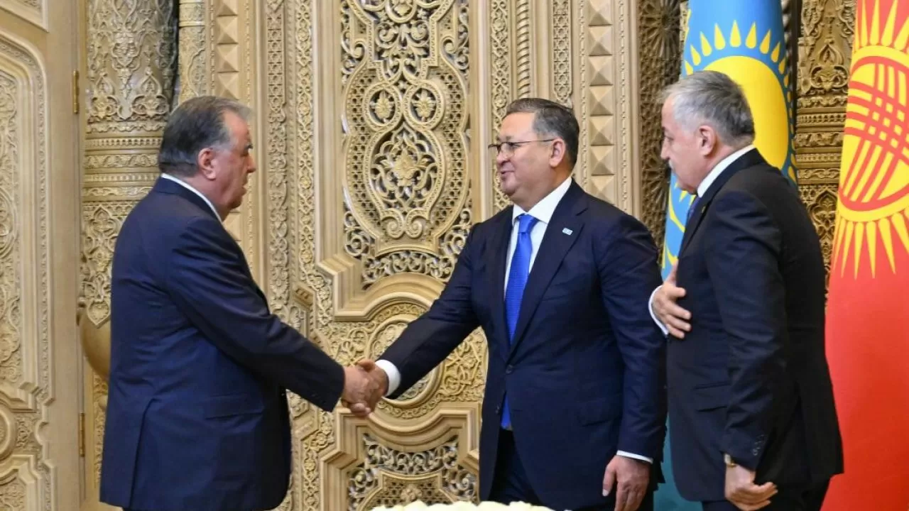 Тәжікстан Президенті Қазақстанның Сыртқы істер министрін қабылдады