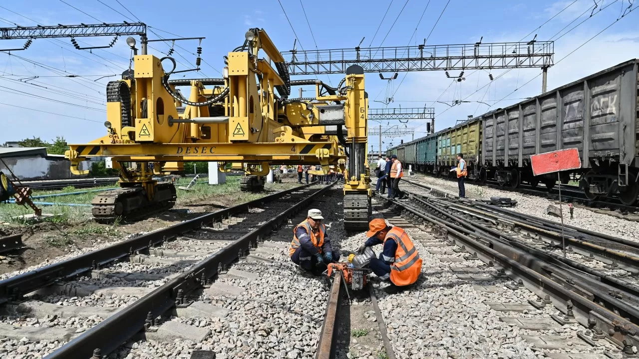 Қазақстан мемлекетаралық теміржол желісін қалай дамытып жатыр