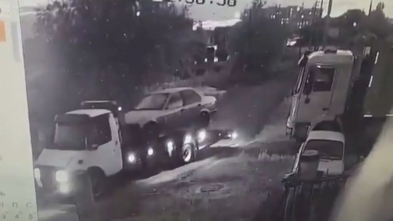 Астанада эвакуатордың көмегімен көлік ұрлаған адам ұсталды 