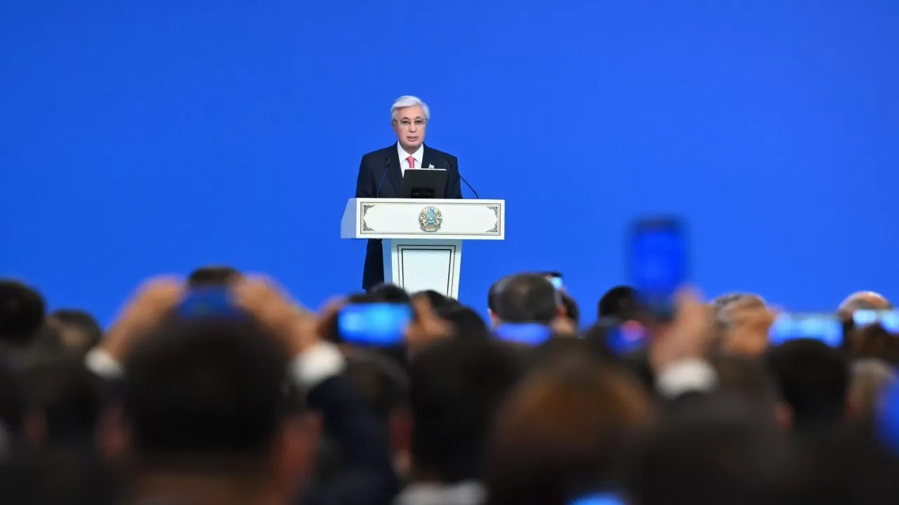 Президент билікте "отбасылық жүйе" жоқ екенін айтты