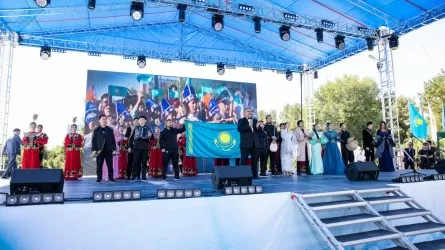 День Конституции в Алматинской области: награды, новые школы и индустриальные проекты