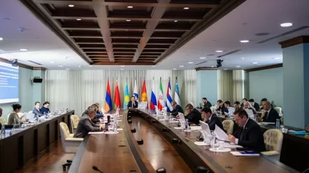 ЕАЭС ограничит беспошлинный импорт одежды из страны Юго-Восточной Азии 