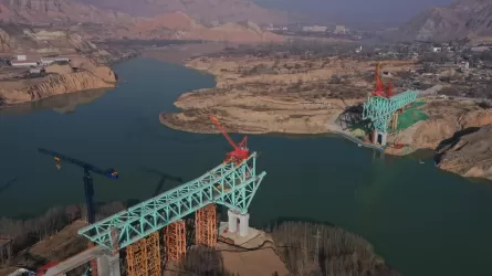 Қытайда көпір құрылысында трос үзіліп, 12 адам қаза тапты