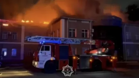 Шымкентте әкімдік ғимараты өртке оранды