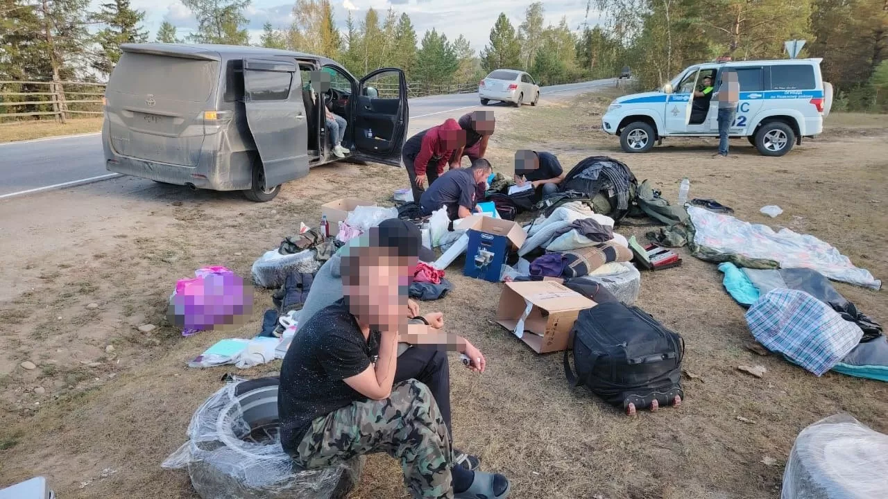Мигрантов из Казахстана поймали с золотом в одном из регионов России 