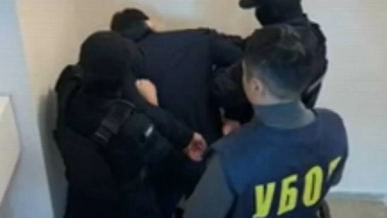 Астанада жезөкшелік қызмет ұйымдастырған 14 адам қолға түсті