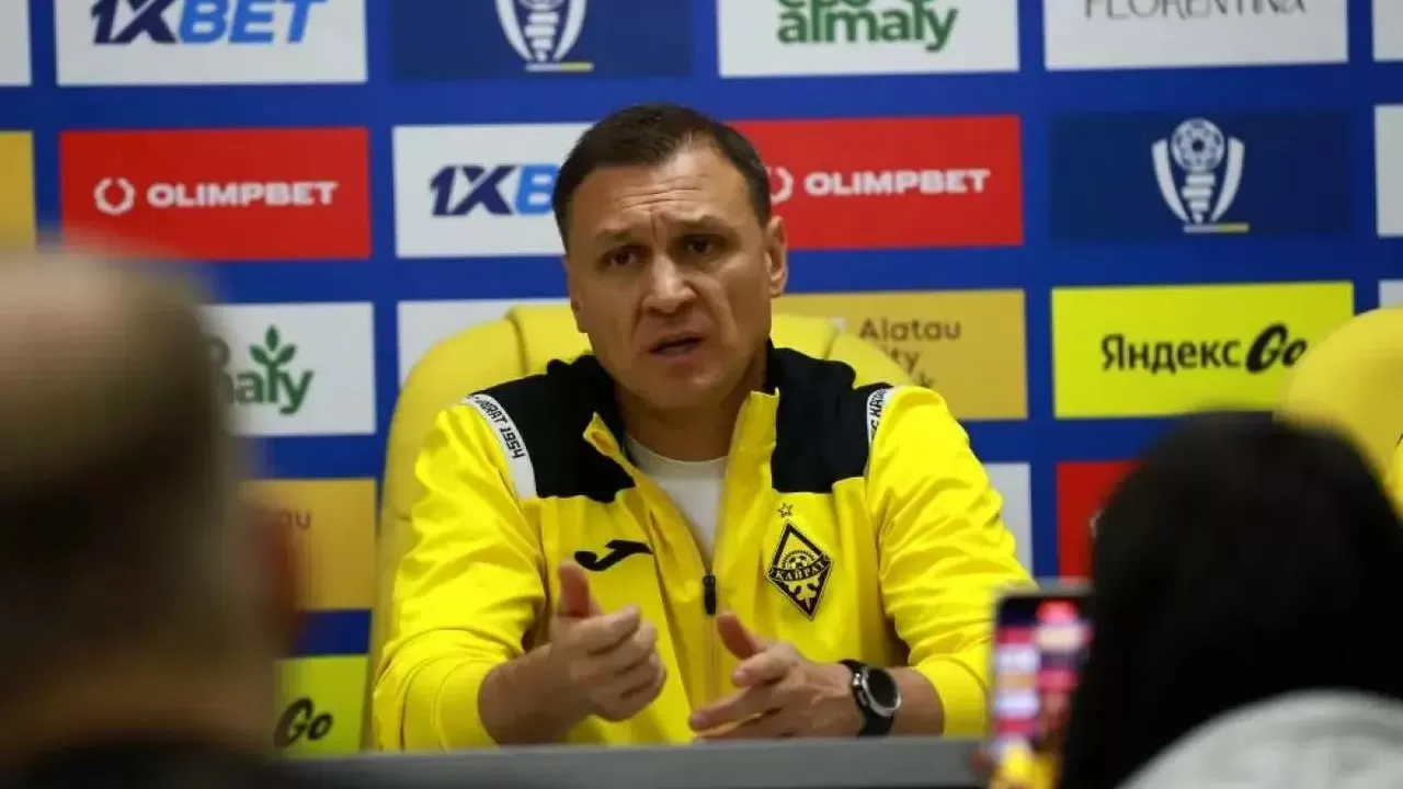 "Қайраттың" бас бапкері Анарбеков пен Заруцкийдің денсаулығы туралы айтты