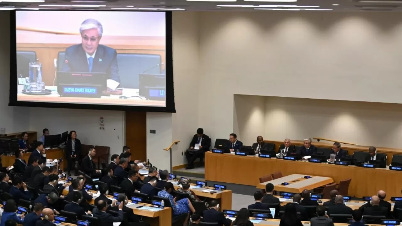 Казахстан поддерживает предложение Китая о Глобальной организации в области ИИ - Токаев 