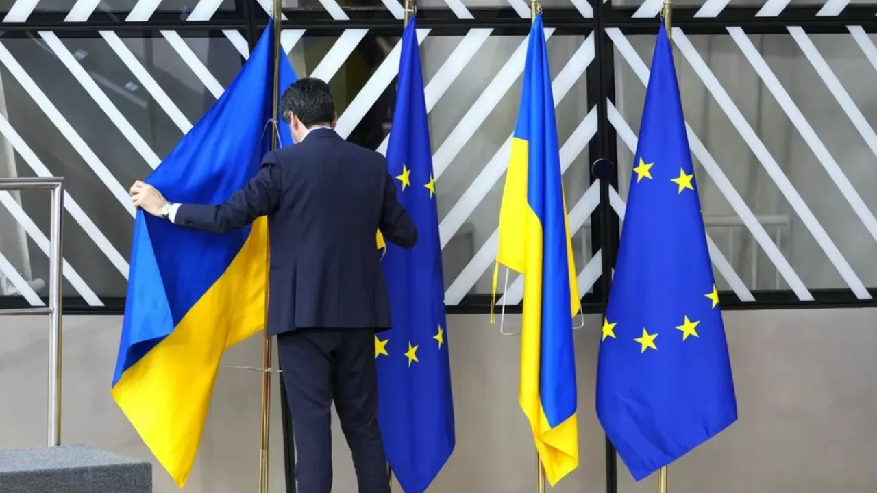 Евросоюз обсуждает план по обходу вето Венгрии на вступление Украины в ЕС