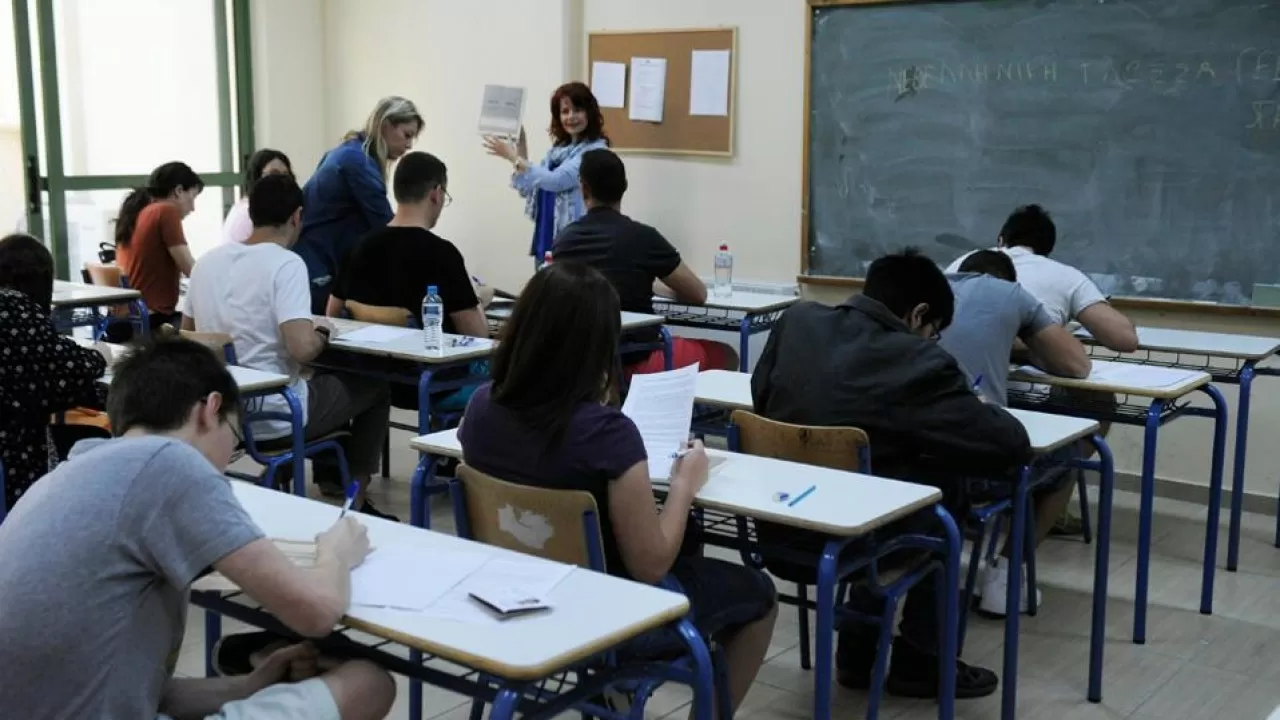 Грекияда демографиялық дағдарыс салдарынан жүздеген мектеп жабылады