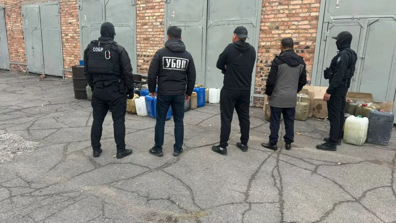 Қарағанды облысында пойыздан жүйелі түрде дизель ұрлаған 17 адам ұсталды