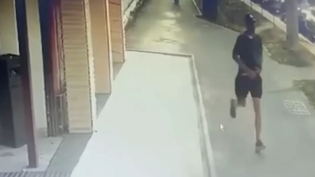 Алматыдағы айырбастау пунктінің жанында әлдекім қала тұрғынының 13 млн теңгесін тартып алған