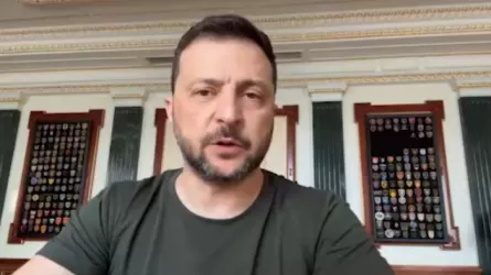 Украина нанесла удар по одному из крупнейших НПЗ России