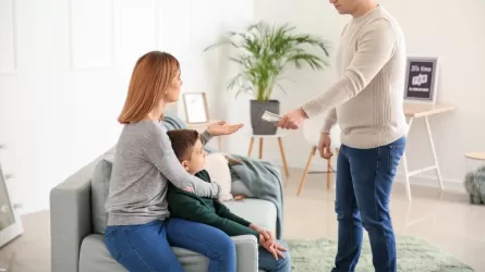 Алматы облысында өз баласын асыраудан бас тартқан 33 адам сотталды