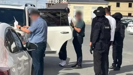 Атырауда зейнетақы жинағын қолма-қол ақшаға айналдырғандар ұсталды