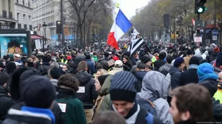 Франция готовится к массовым протестам  