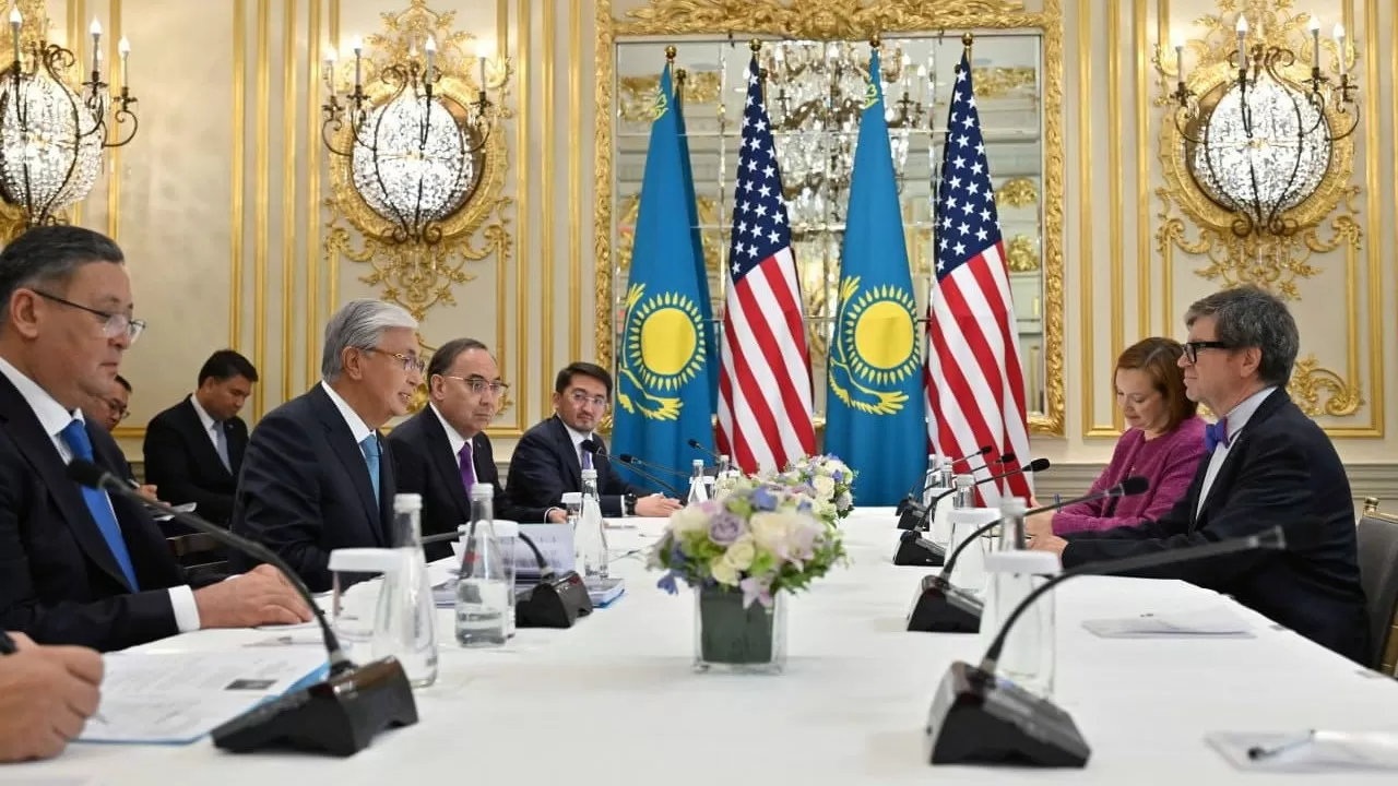 Токаев и вице-президент Meta обменялись мнениями о развитии инновационных технологий