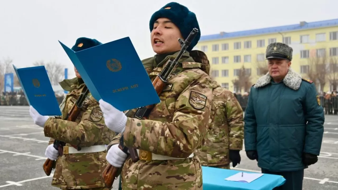 Әскерде әлімжеттікке орын жоқ &ndash; Қасым-Жомарт Тоқаев