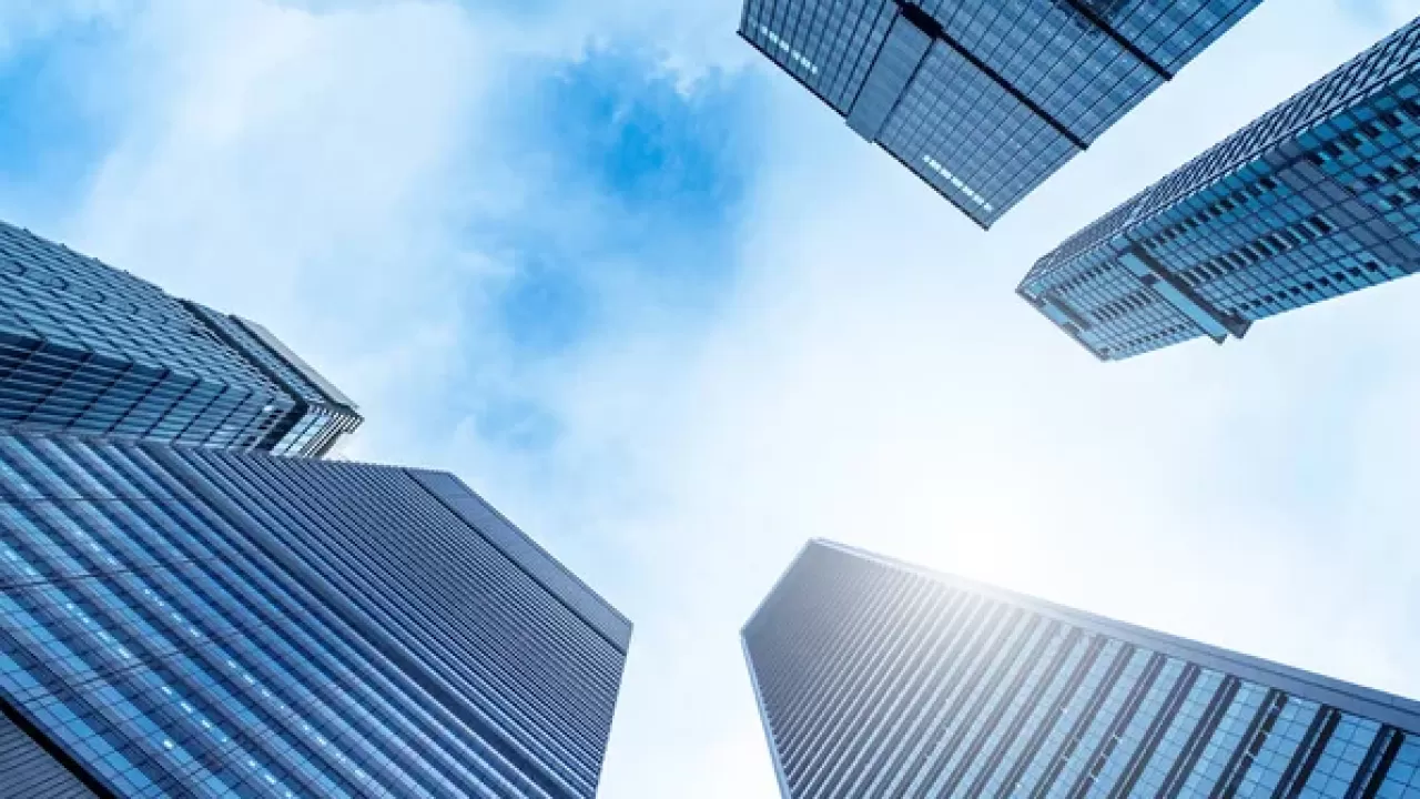 Высотки и общественные здания будут обязательно проверять на пожарную безопасность