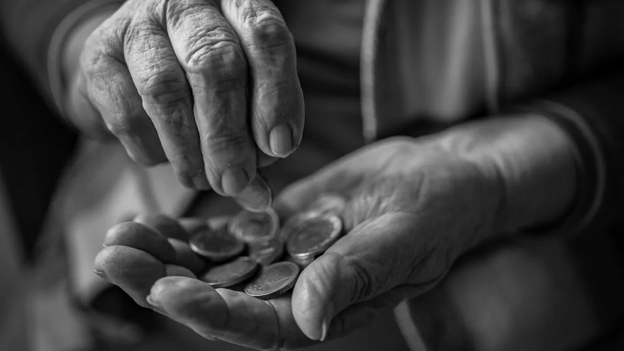 Пенсия станет дальше: в Кыргызстане повысили минимальный стаж  