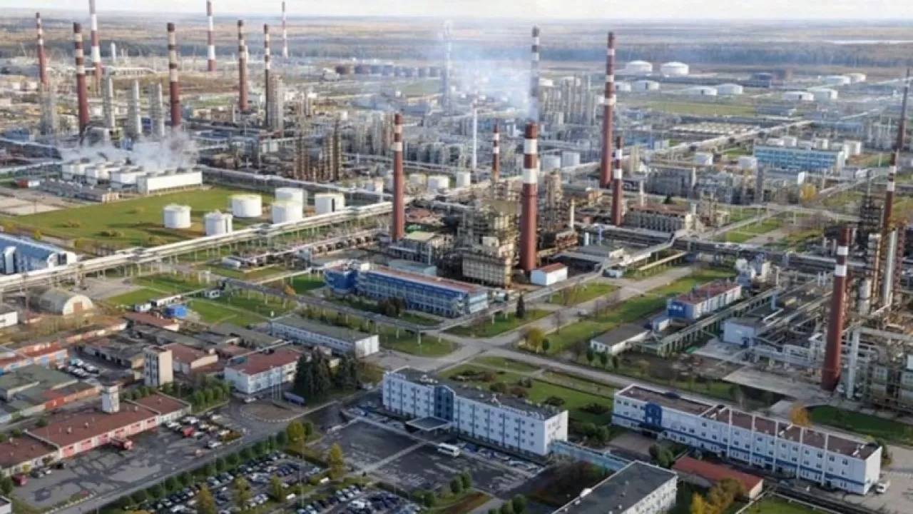 Тела двух казахстанцев нашли на металлургическом комбинате в России