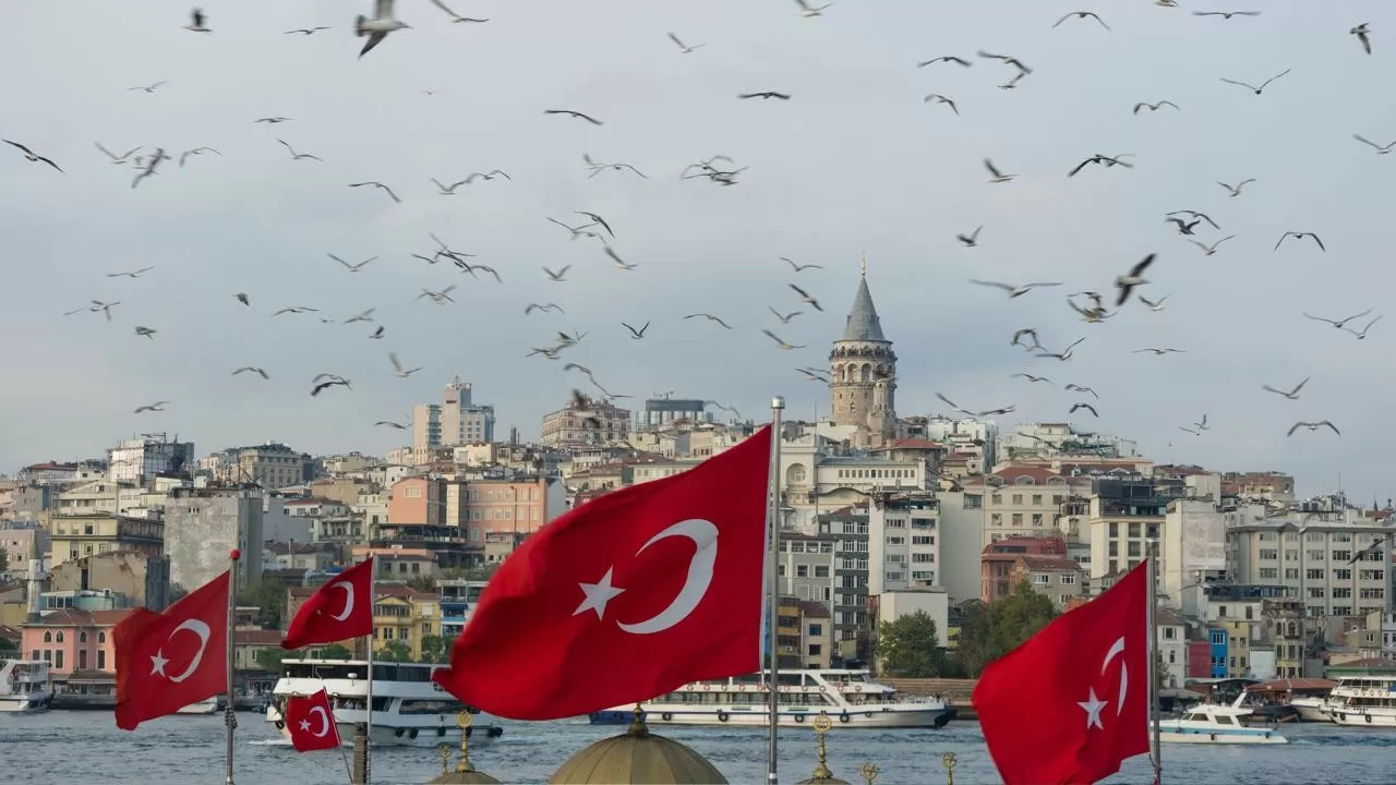 Түркия жері біртіндеп тұңғиыққа батып барады