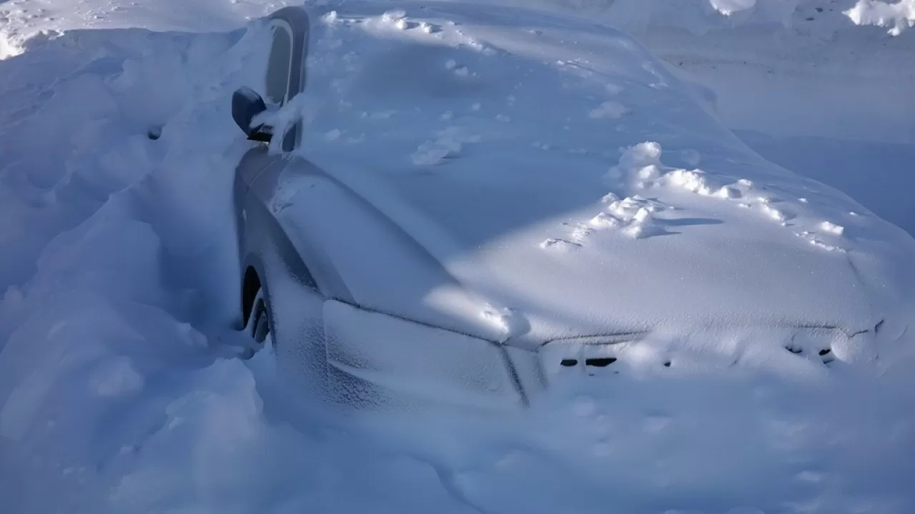 Как правильно откапывать машину после снегопада 