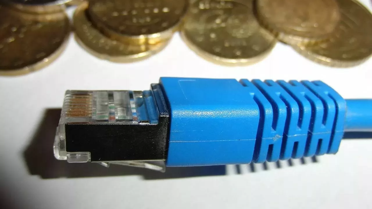 Халықтың интернетке жұмсайтын шығыны еселеп артуда