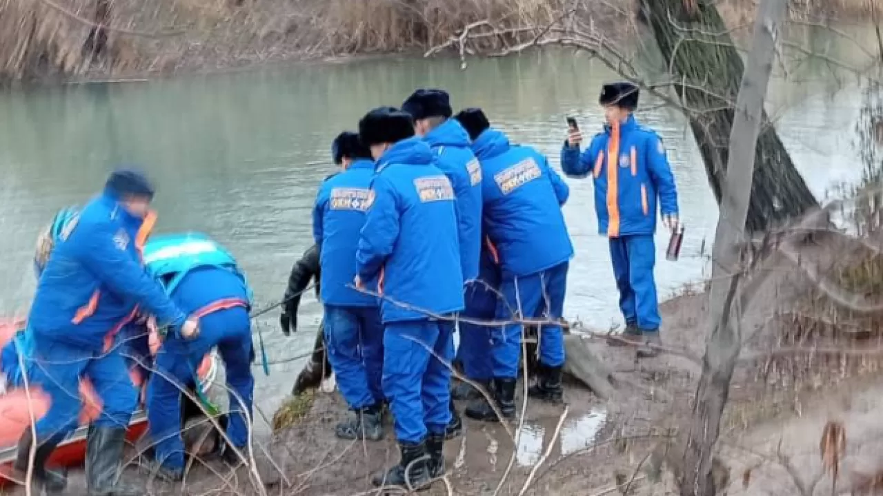 В Бишкеке нашли тела трех погибших работников "Тазалыка" 