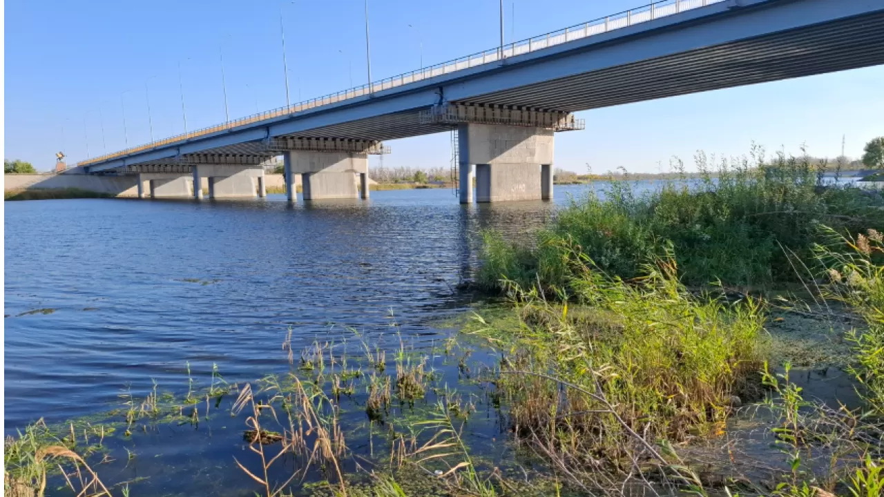 Тобол очистили "по документам": подрядчик сорвал проект в Костанае 