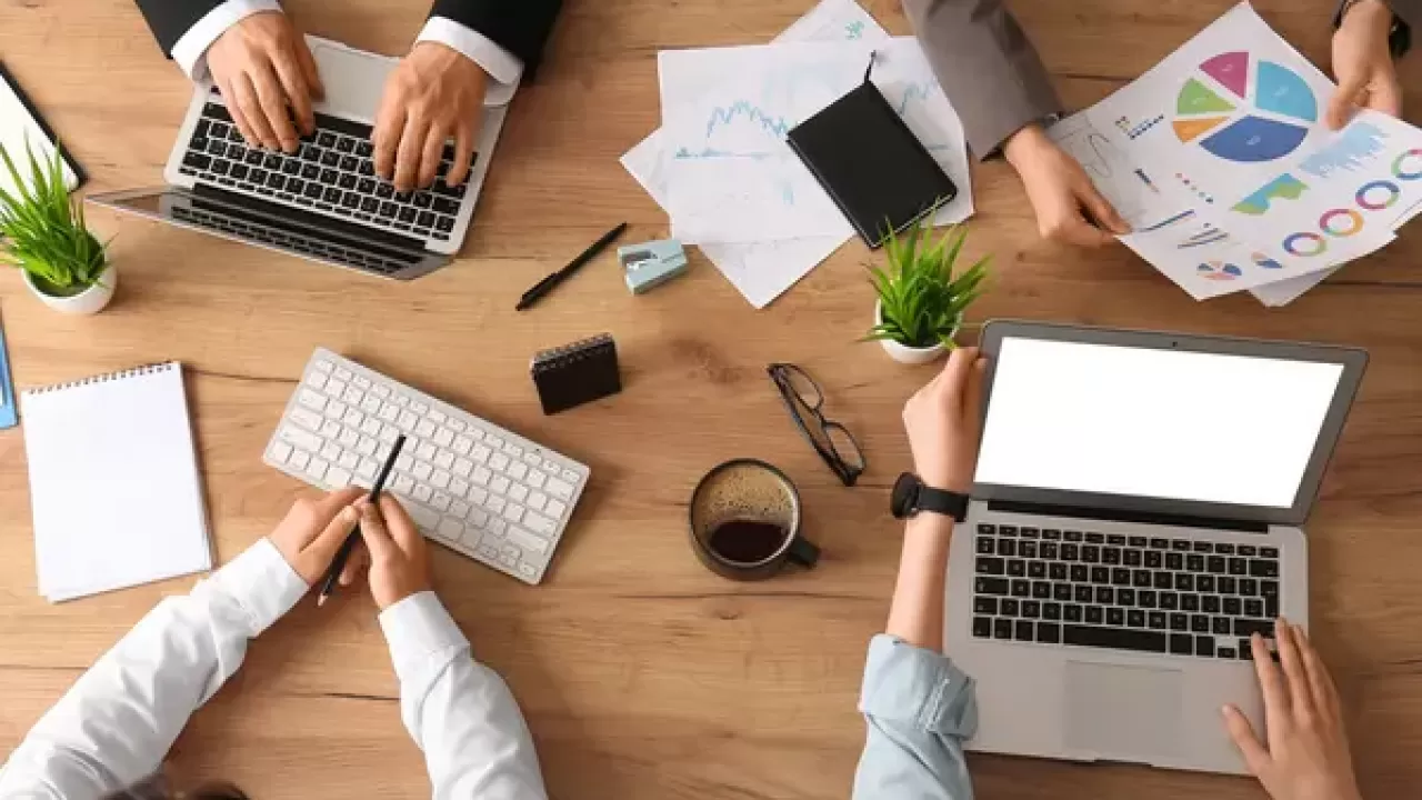 В Казахстане не отменяли запрет на бизнес для госслужащих