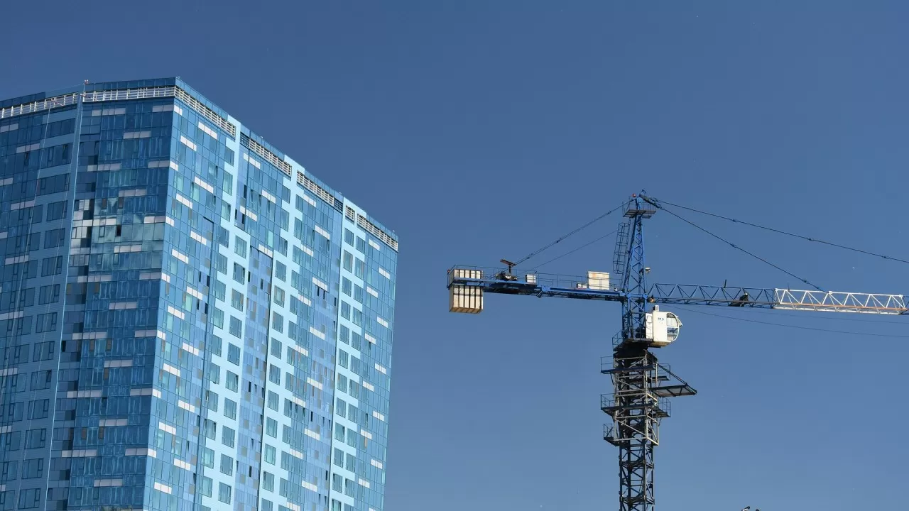 Ошибка властей при реорганизации районов лишила сироту очереди на жилье в области Абай 