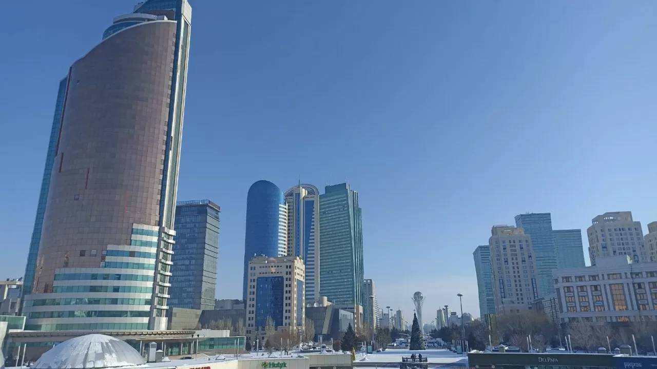 Смотрите Астану в режиме реального времени 