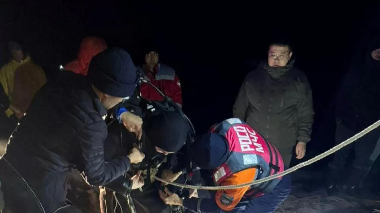 Подростки провалились под лед в Алматинской области